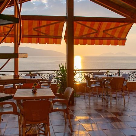 Vila Zahaj Vlorë Exteriör bild